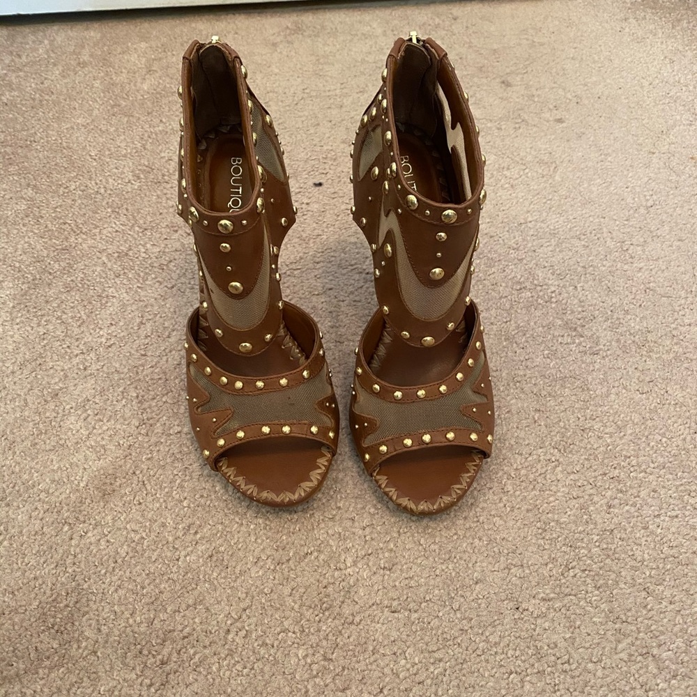 Boutique 9 Cognac booties